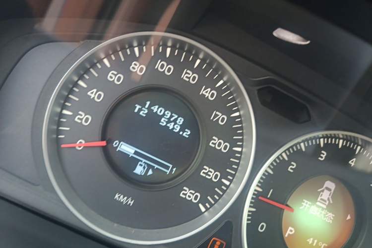 Used Volvo S60 2013 T5 Comfort Edition Odometer Close Up