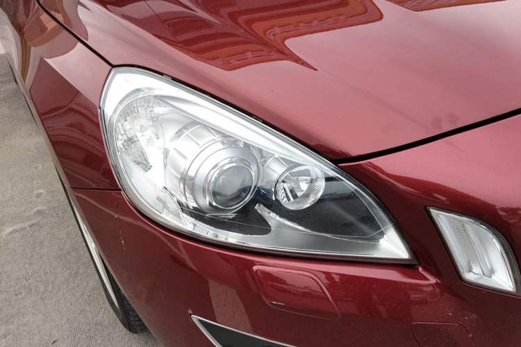 Used Volvo S60 2013 T5 Zhiya Edition Right Front Headlight