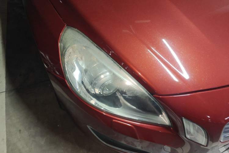 Used Volvo S60 2013 T5 Comfort Edition Right Front Headlight