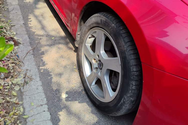 Used Volvo S60 2013 T5 Zhiya Edition Right Front Wheel Hub