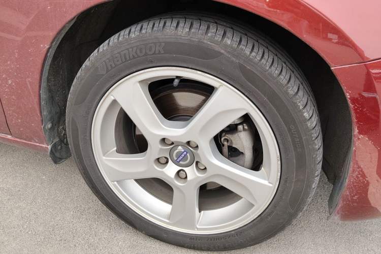 Used Volvo S60 2013 T5 Zhiya Edition Right Front Wheel Hub