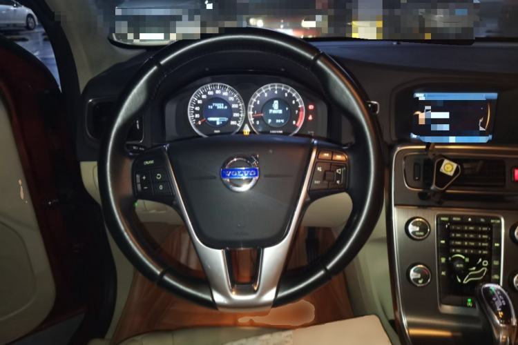 Used Volvo S60 2013 T5 Comfort Edition Steering Wheel