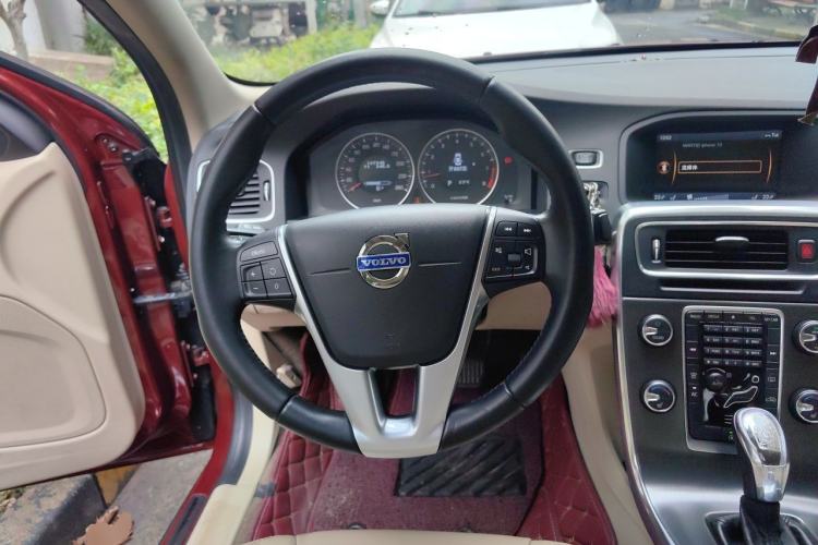Used Volvo S60 2013 T5 Comfort Edition Steering Wheel