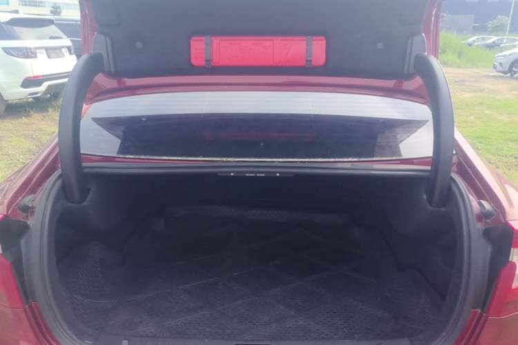 Used Volvo S60 2013 T5 Comfort Edition Trunk