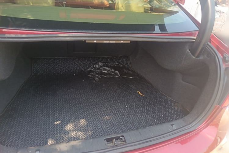 Used Volvo S60 2013 T5 Comfort Edition Trunk