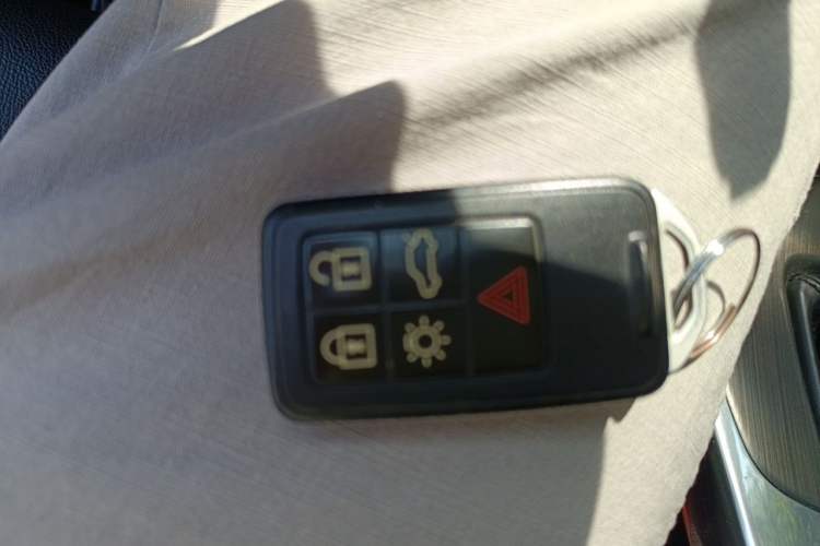 Used Volvo S60 2013 T5 Smart Edition Vehicle Key