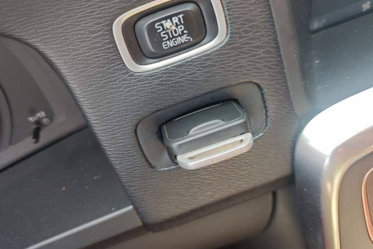 Used Volvo S60 2013 T5 Smart Edition Vehicle Key