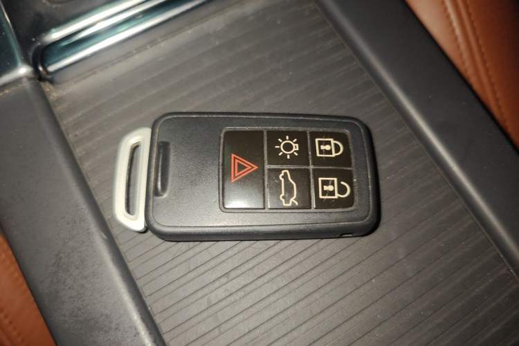 Used Volvo S60 2013 T5 Comfort Edition Vehicle Key