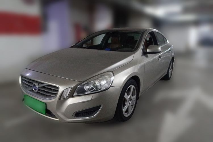 Used Volvo S60 2013 T5 Zhiya Edition Guazi used car, China used car export, Used car for sale, Used cars, Cheapest cars for sale