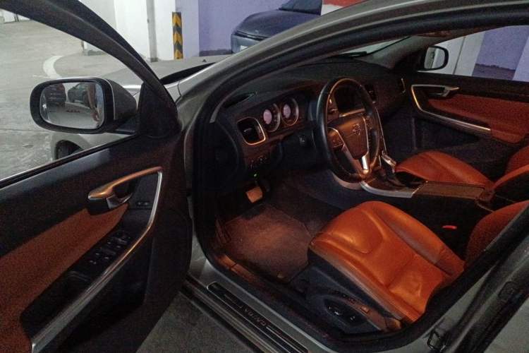 Used Volvo S60 2013 T5 Zhiya Edition Driver Seat