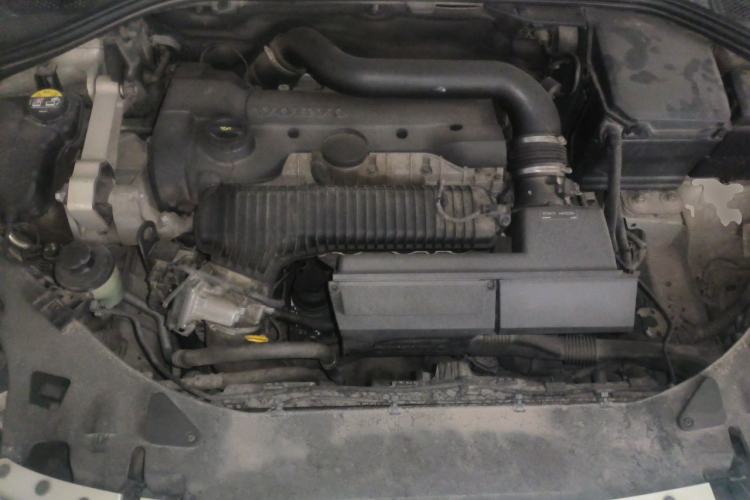 Used Volvo S60 2013 T5 Comfort Edition Engine Bay