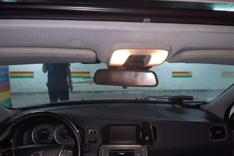 Used Volvo S60 2013 T5 Comfort Edition Headliner