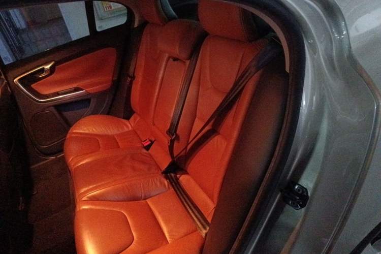Used Volvo S60 2013 T5 Zhiya Edition Left Rear Seat