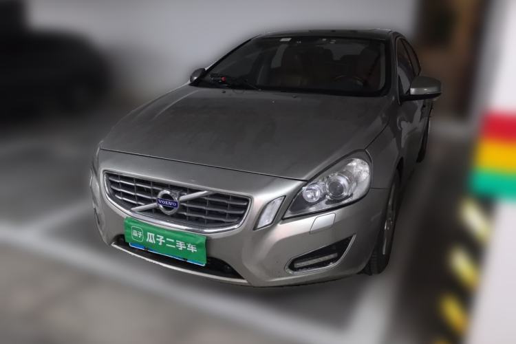 Used Volvo S60 2013 T5 Comfort Edition Guazi used car, China used car export, Used car for sale, Used  cars, Cheapest cars for sale