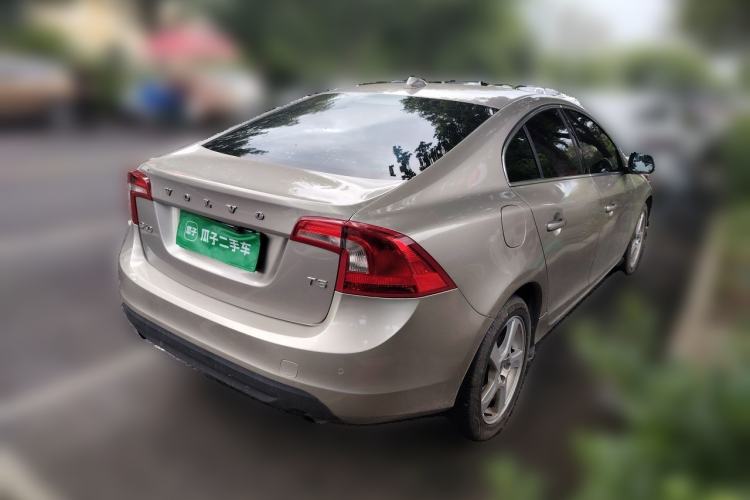 Used Volvo S60 2013 T5 Comfort Edition Rear Right 45 Deg