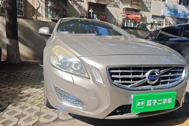 Used Volvo S60 2013 T5 Comfort Edition Right Front Headlight