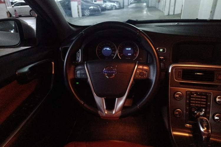 Used Volvo S60 2013 T5 Zhiya Edition Steering Wheel