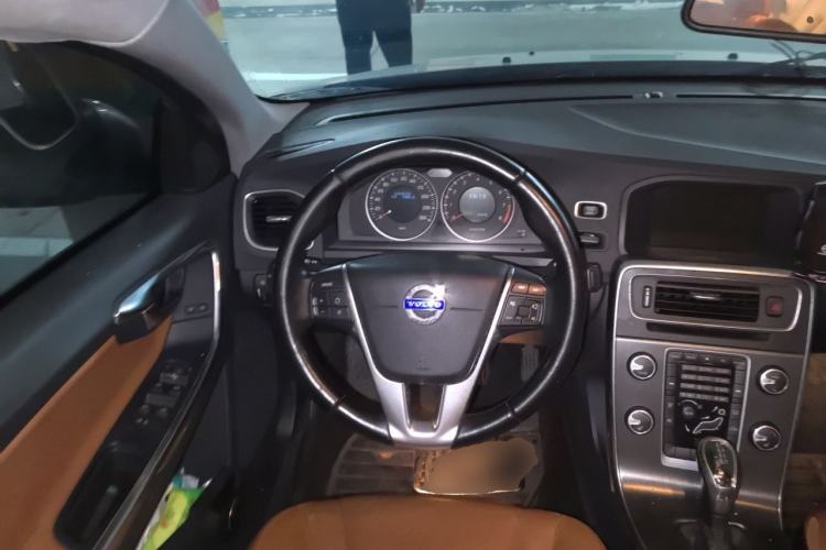 Used Volvo S60 2013 T5 Comfort Edition Steering Wheel