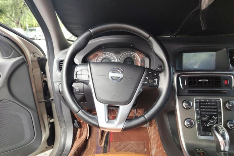 Used Volvo S60 2013 T5 Comfort Edition Steering Wheel