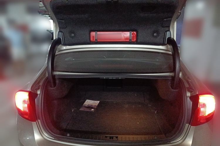 Used Volvo S60 2013 T5 Zhiya Edition Trunk