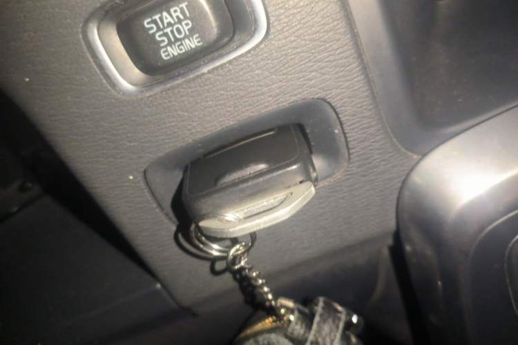 Used Volvo S60 2013 T5 Comfort Edition Vehicle Key