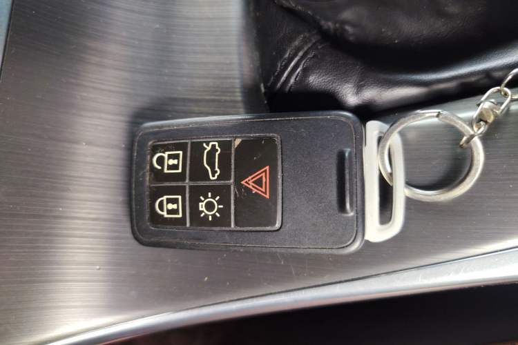 Used Volvo S60 2013 T5 Comfort Edition Vehicle Key