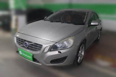 Used Volvo S60 2013 T5 Comfort Edition
