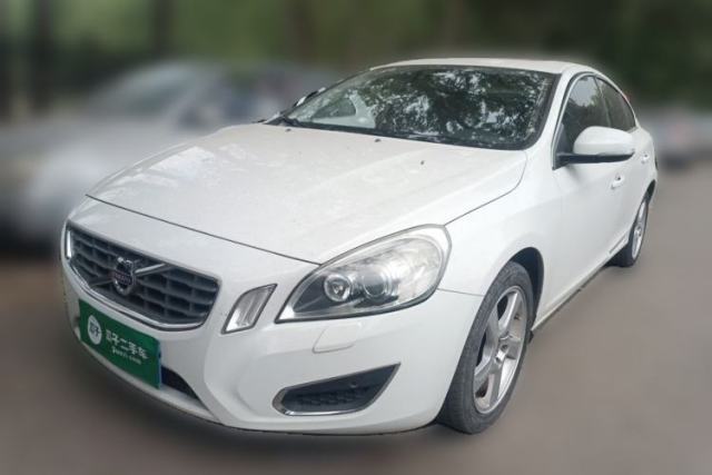 Used Volvo S60 2013 T5 Comfort Edition