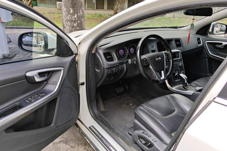 Used Volvo S60 2013 T5 Zhiya Edition Driver Seat