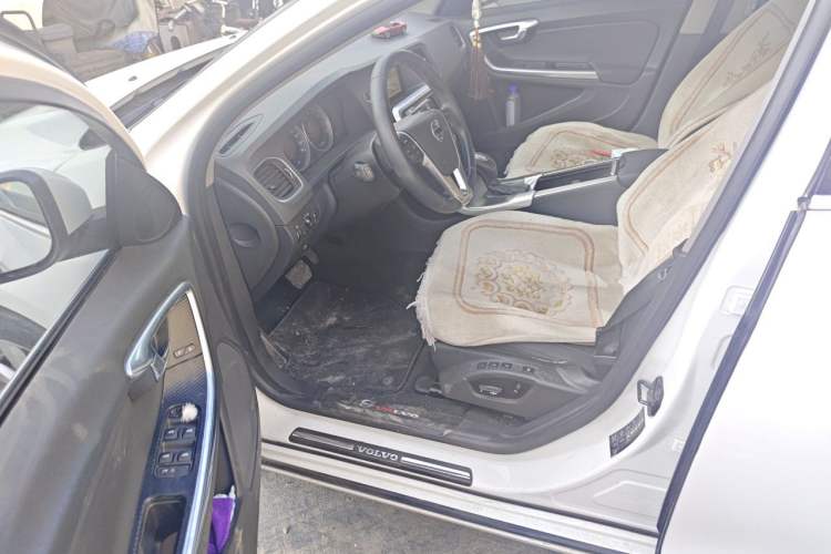 Used Volvo S60 2013 T5 Smart Edition Driver Seat
