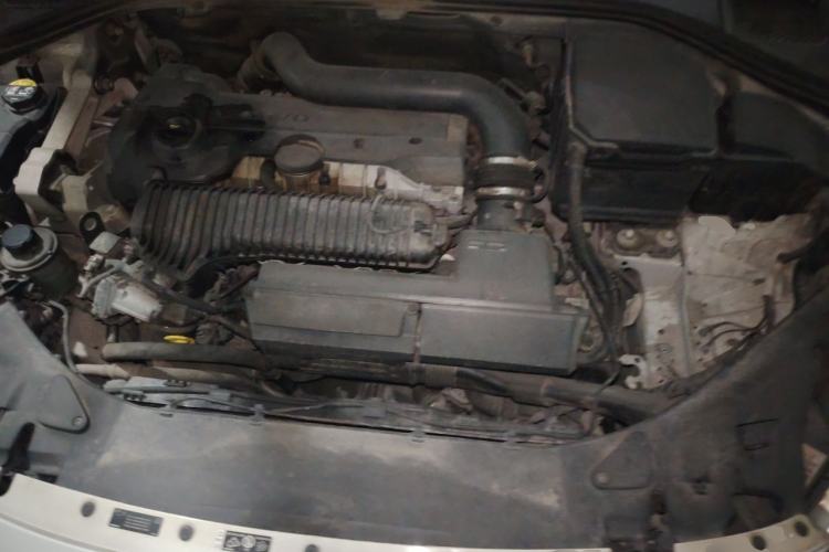 Used Volvo S60 2013 T5 Comfort Edition Engine Bay