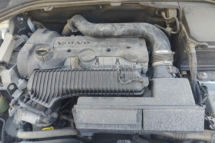 Used Volvo S60 2013 T5 Zhiya Edition Engine Bay