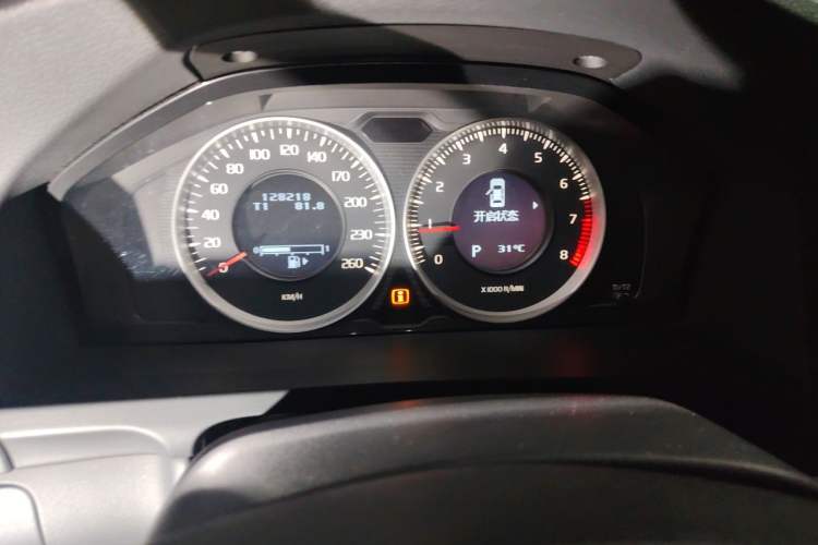 Used Volvo S60 2013 T5 Comfort Edition Instrument Cluster