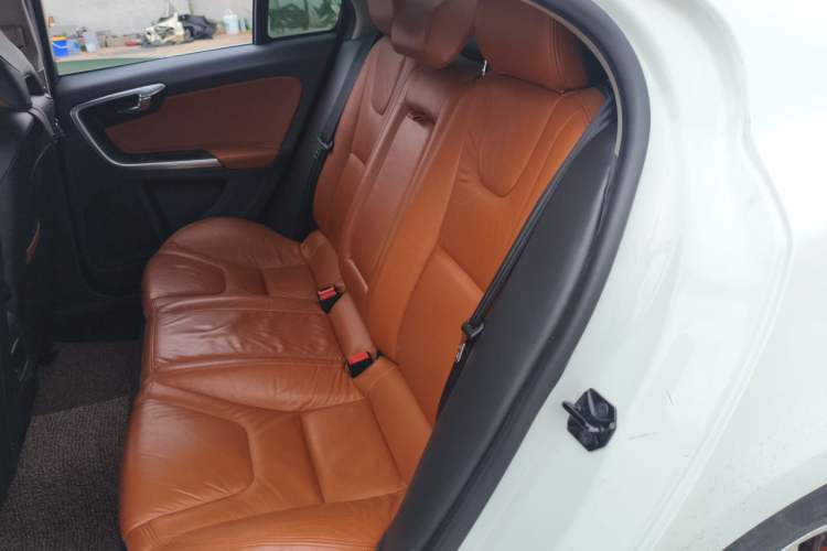 Used Volvo S60 2013 T5 Prestige Edition Left Rear Seat