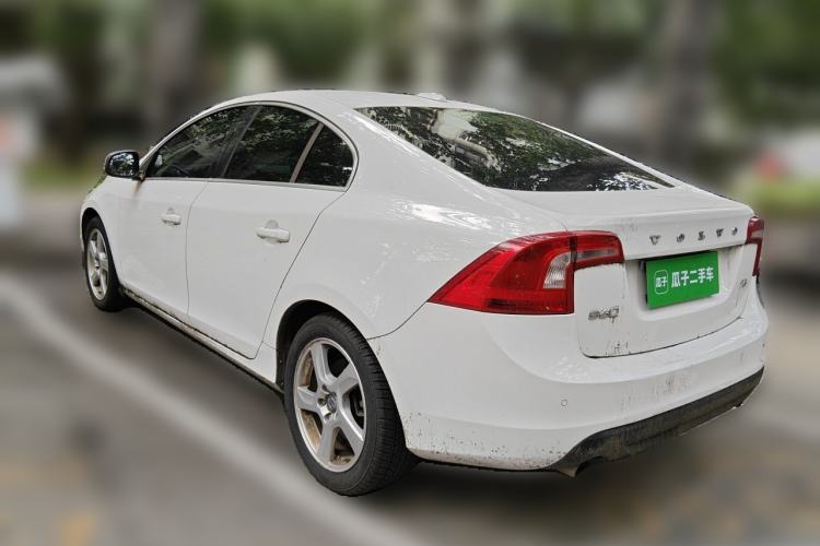 Used Volvo S60 2013 T5 Zhiya Edition Rear Left 45 Deg