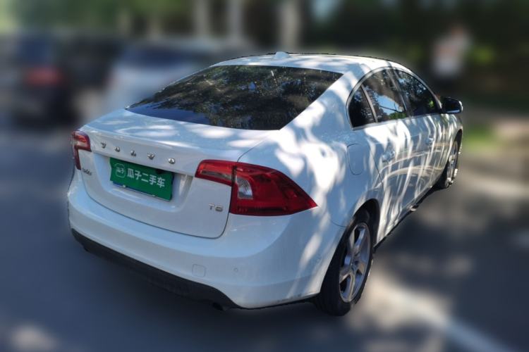 Used Volvo S60 2013 T5 Zhiya Edition Rear Right 45 Deg