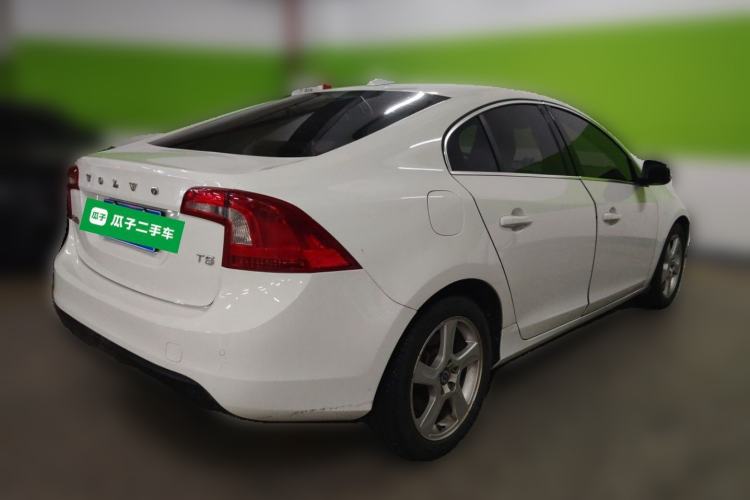 Used Volvo S60 2013 T5 Zhiya Edition Rear Right 45 Deg