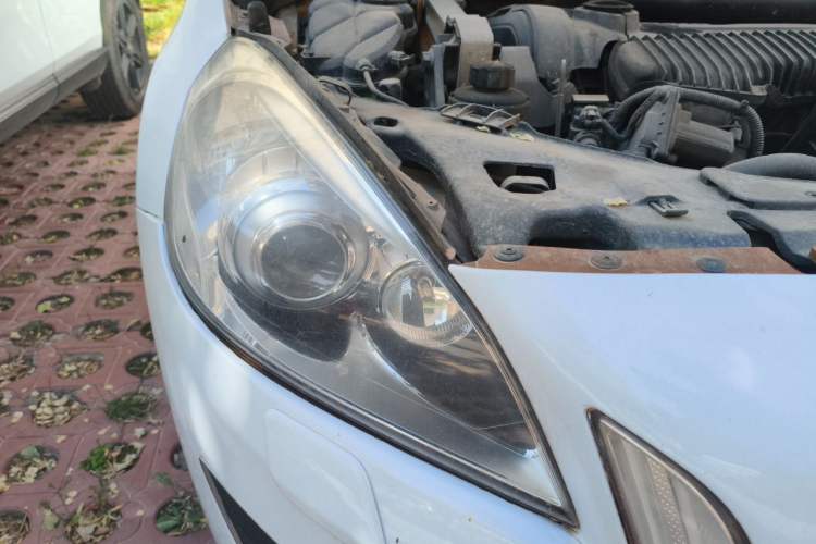 Used Volvo S60 2013 T5 Comfort Edition Right Front Headlight