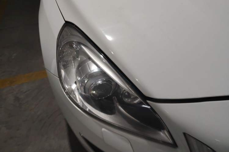 Used Volvo S60 2013 T5 Comfort Edition Right Front Headlight