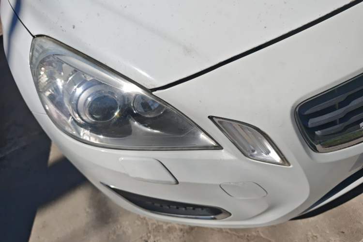 Used Volvo S60 2013 T5 Smart Edition Right Front Headlight