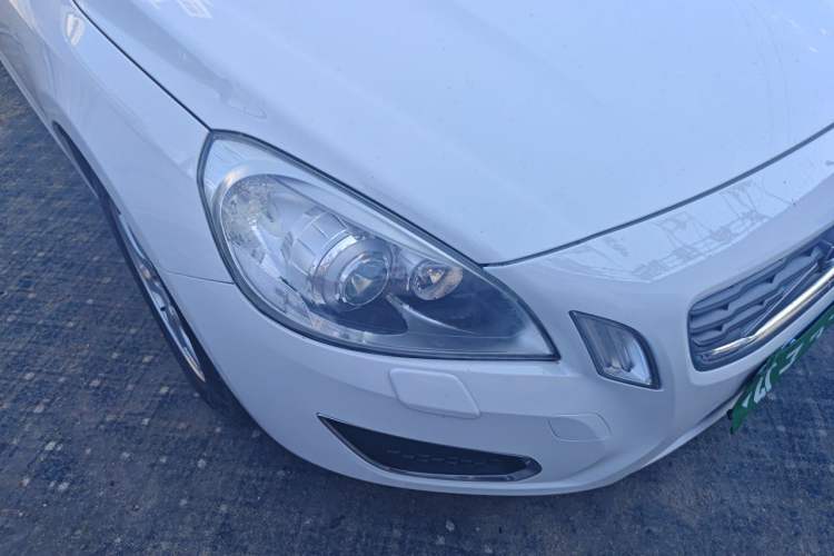 Used Volvo S60 2013 T5 Smart Edition Right Front Headlight