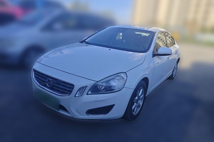 Used Volvo S60 2013 T5 Smart Edition Guazi used car, China used car export, Used car for sale, Used  cars, Cheapest cars for sale