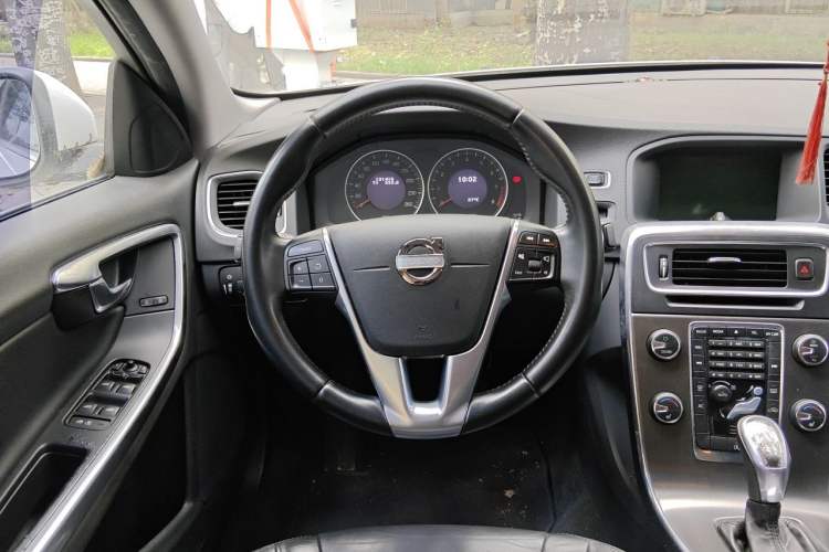 Used Volvo S60 2013 T5 Zhiya Edition Steering Wheel