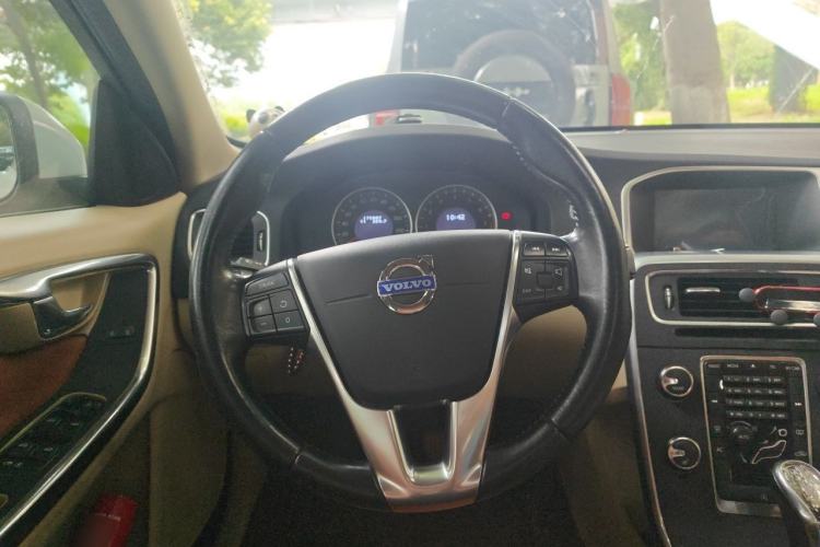 Used Volvo S60 2013 T5 Comfort Edition Steering Wheel