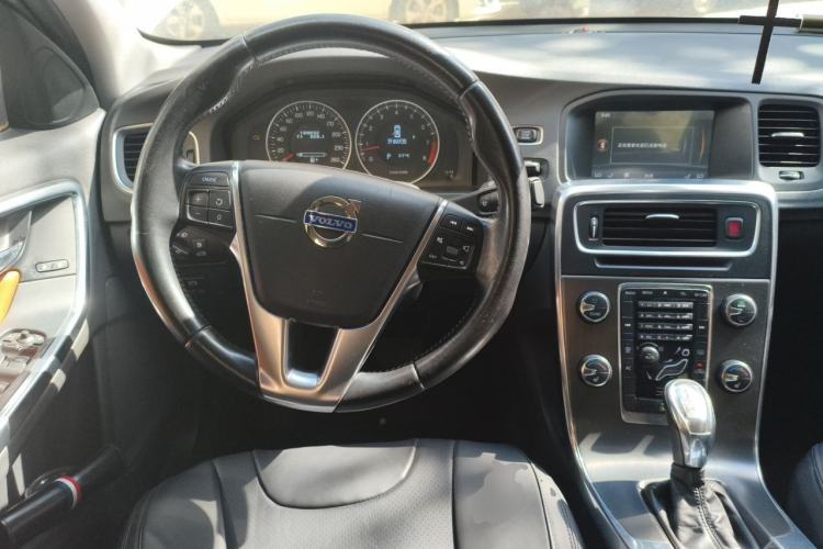 Used Volvo S60 2013 T5 Comfort Edition Steering Wheel