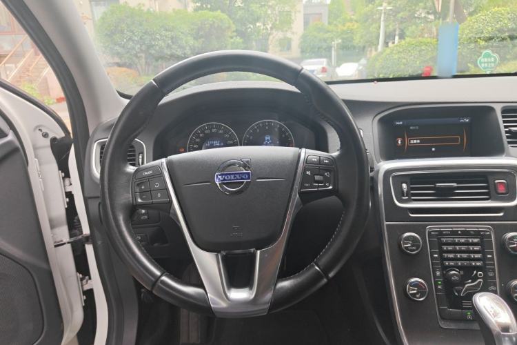 Used Volvo S60 2013 T5 Comfort Edition Steering Wheel