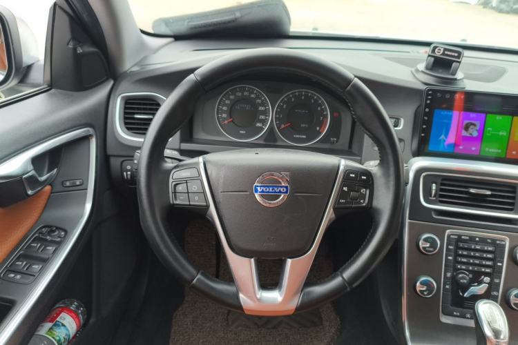 Used Volvo S60 2013 T5 Prestige Edition Steering Wheel