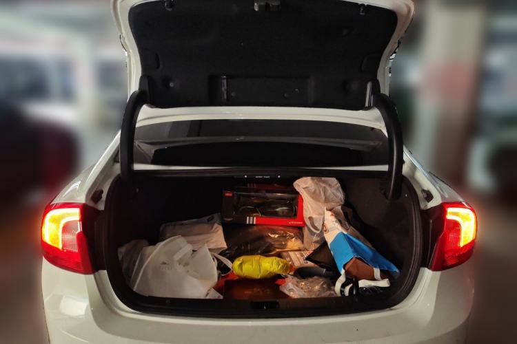 Used Volvo S60 2013 T5 Zhiya Edition Trunk