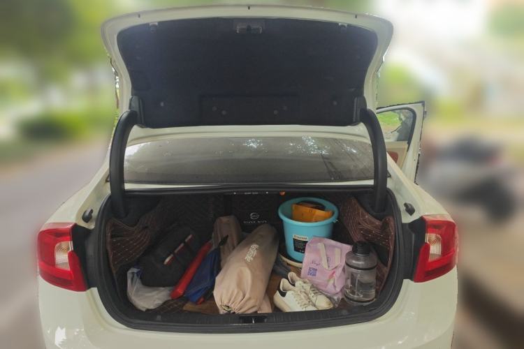 Used Volvo S60 2013 T5 Comfort Edition Trunk