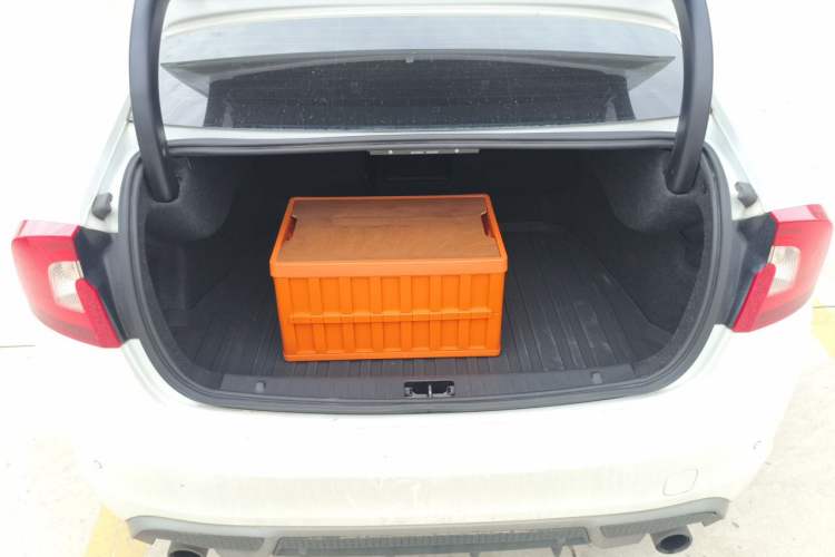 Used Volvo S60 2013 T5 Prestige Edition Trunk